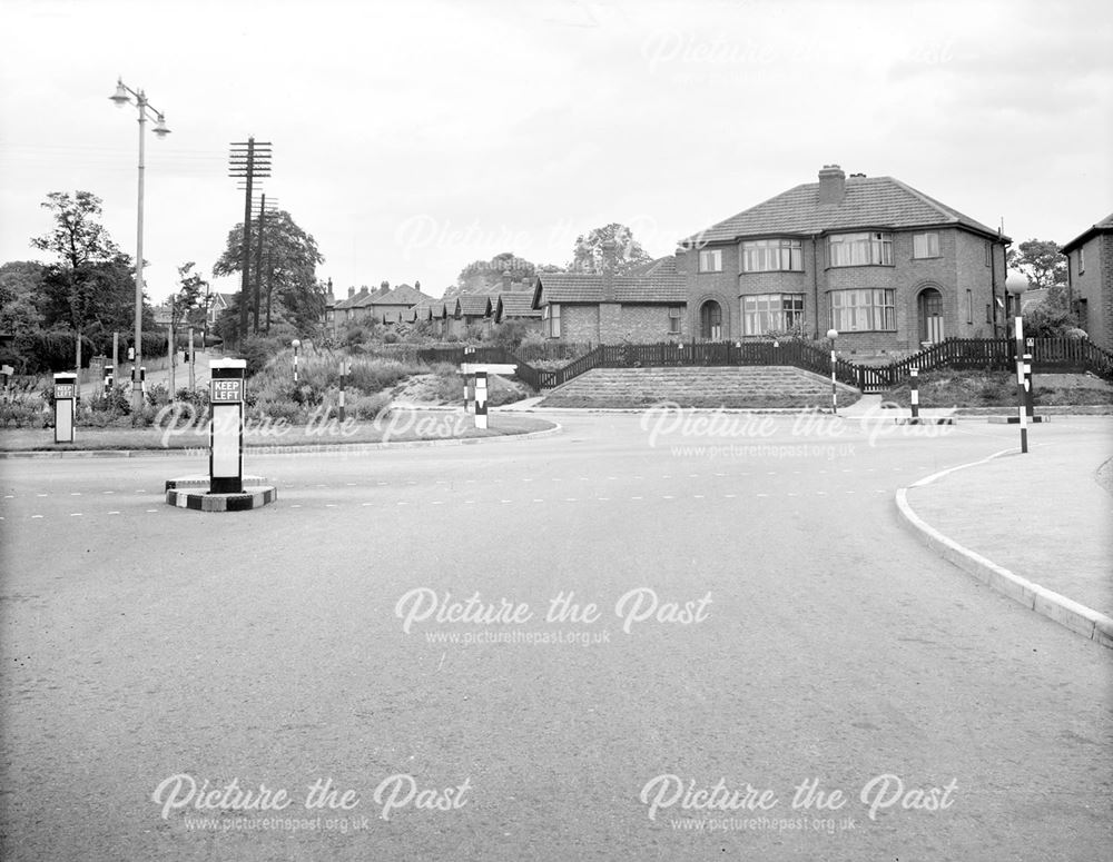 Traffic island at the junction of Derby Road, Lodge Lane, Nottingham Road and Station Road, 1939