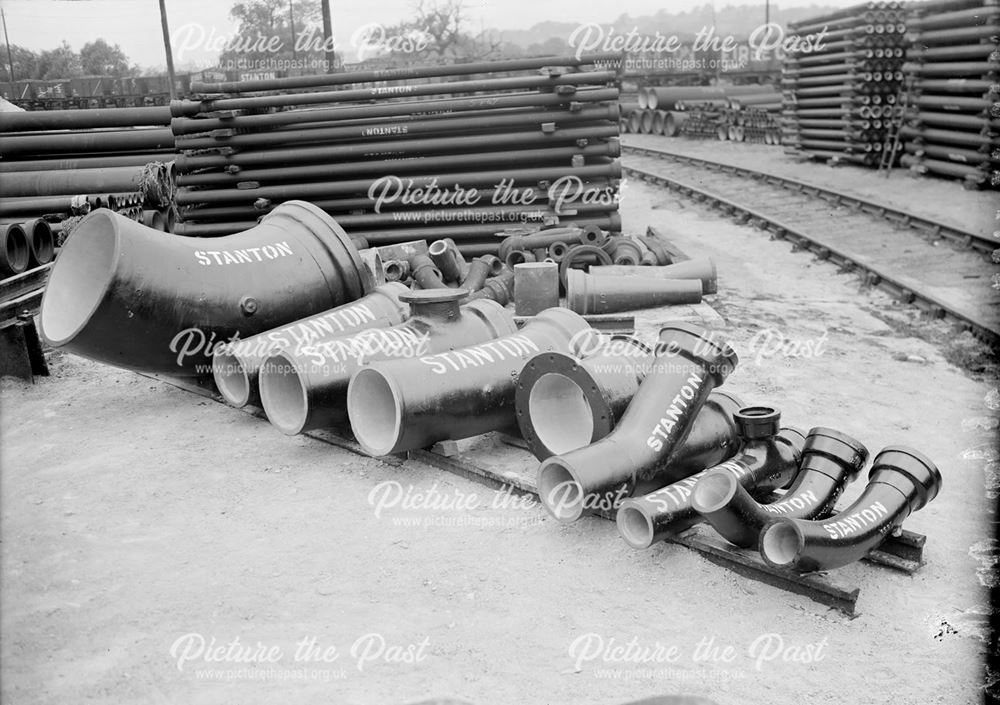 Selection of concrete-lined iron pipes, 1939