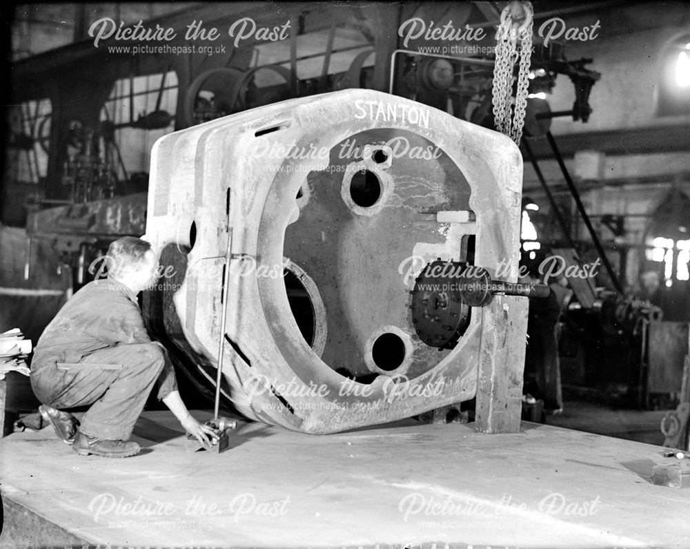 Machining a tank turret, 1942