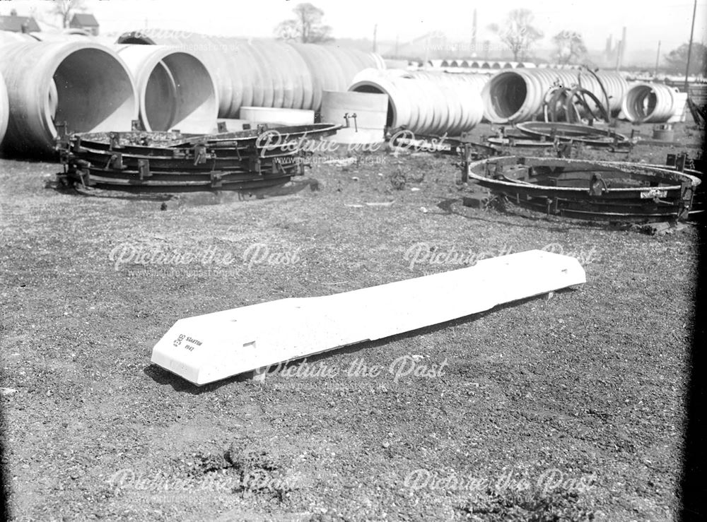 Concrete railway sleeper, 1943