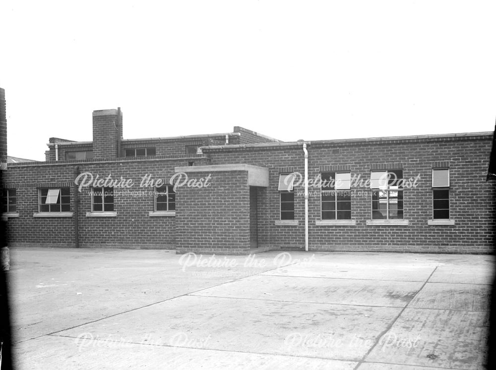 Exterior of the canteen, 1943