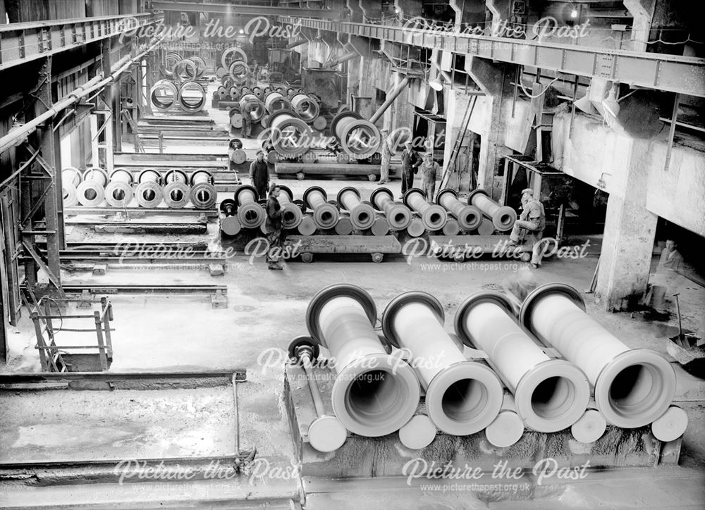 Spinning pipes at the Concrete Plant - Stanton Ironworks