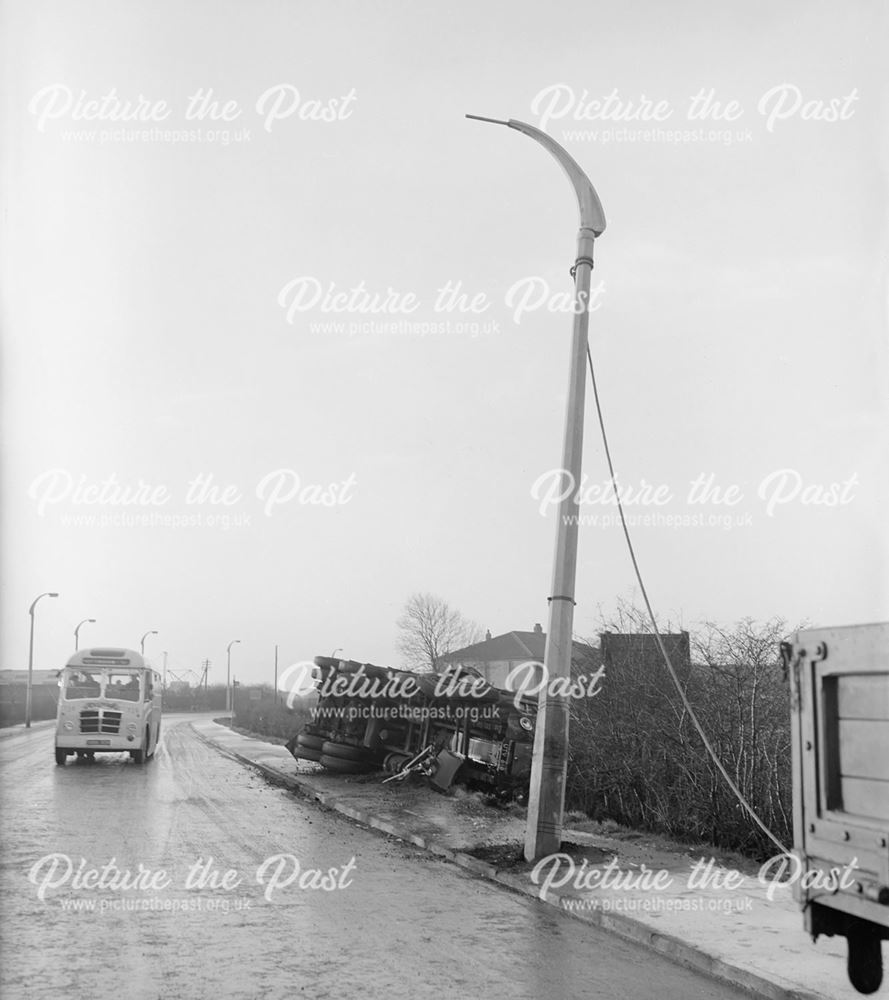 Accident on Lows Lane, Stanton, c 1955