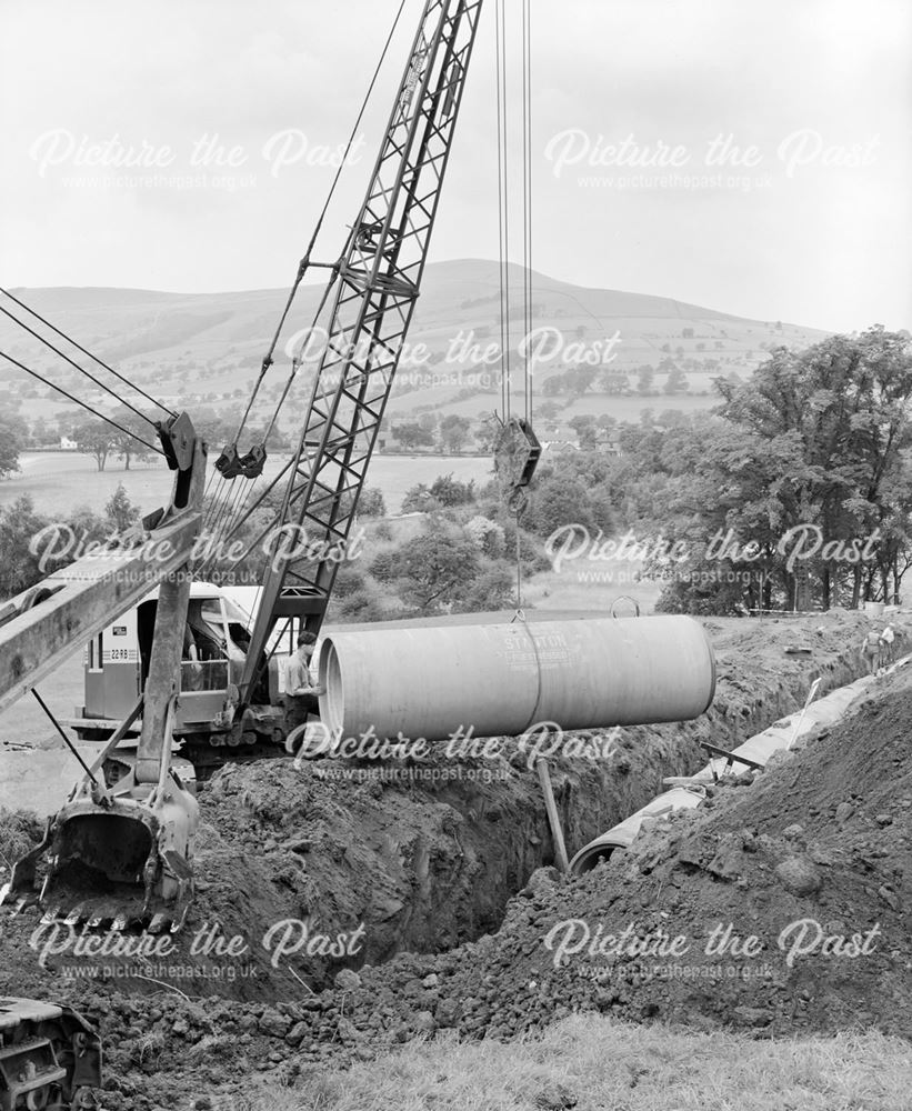 An RB 22 Laying Water Pipes near Bamford, c 1950s ?