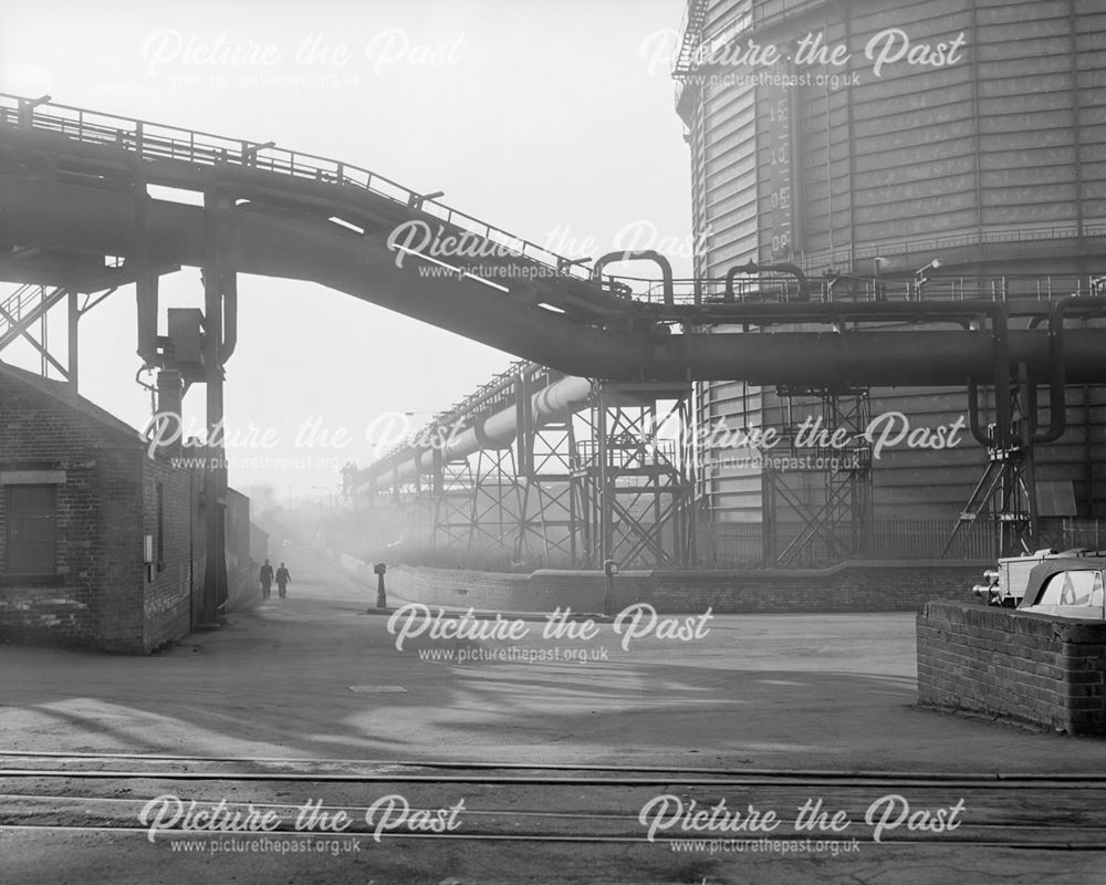 South View Gasometer, Ambulance Road.