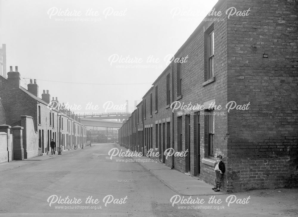 Crompton Street, Hallam Fields, Ilkeston, c 1950s?