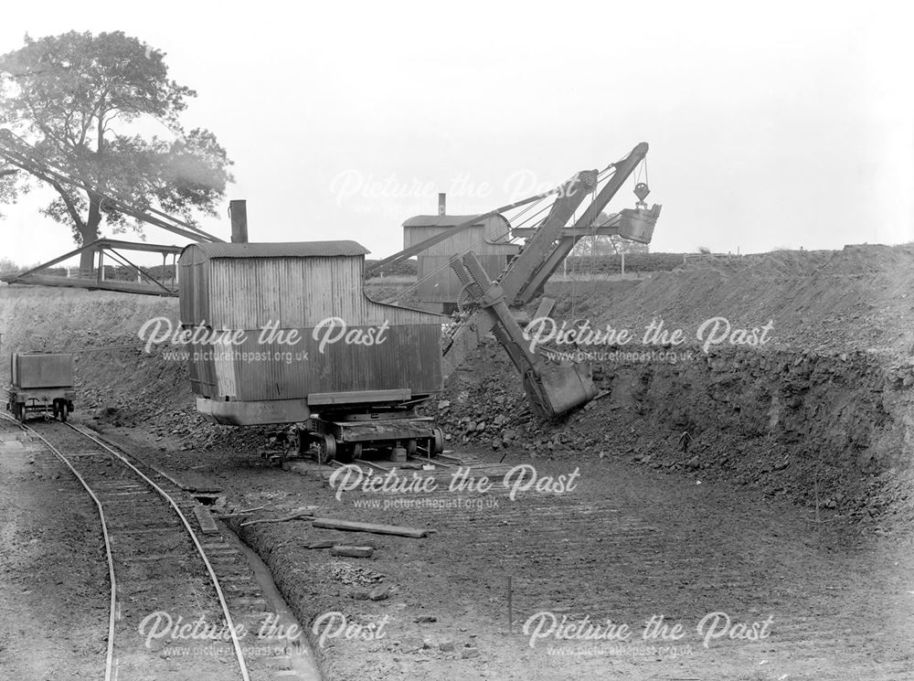 Steam Shovel, possibly one of Northamptonshire Quarries