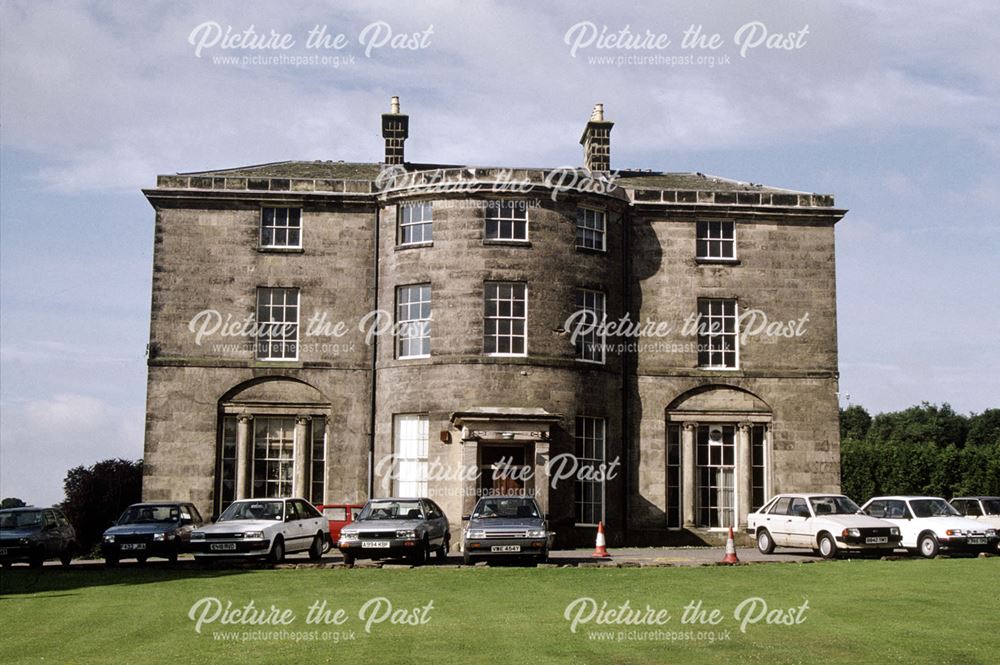 Bow-fronted facade of Allestree Hall