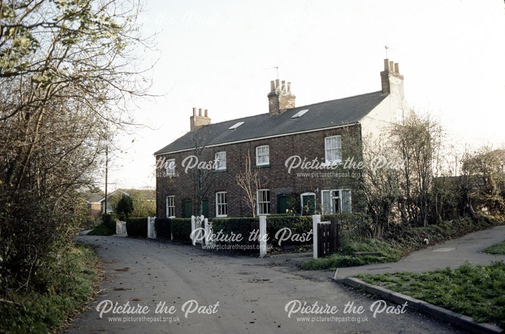 Houses on Elvaston Lane, Alvaston