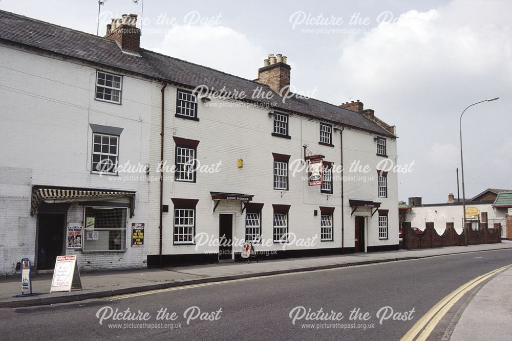 The Bell and Castle Inn