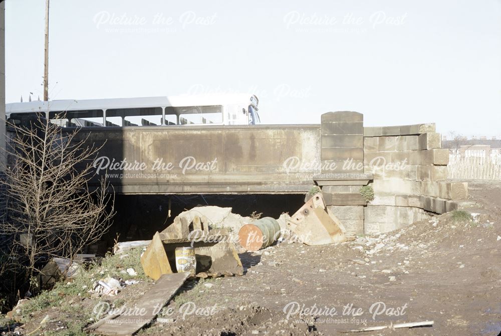 Cattle Market Bridge over the Holmes Aqueduct - Derby Canal