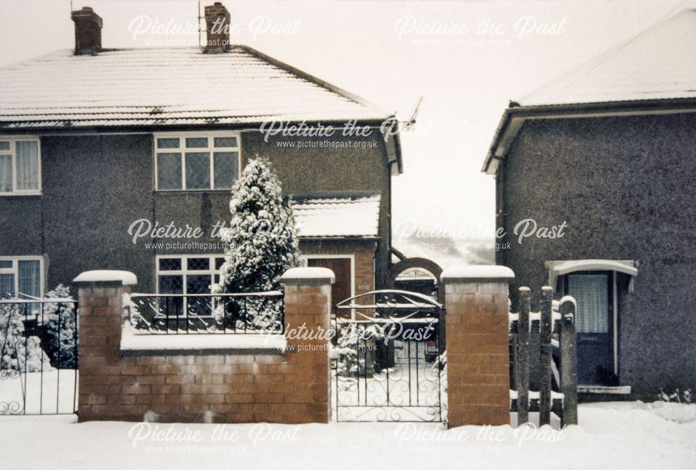 282, Wood Road, Chaddesden in the snow