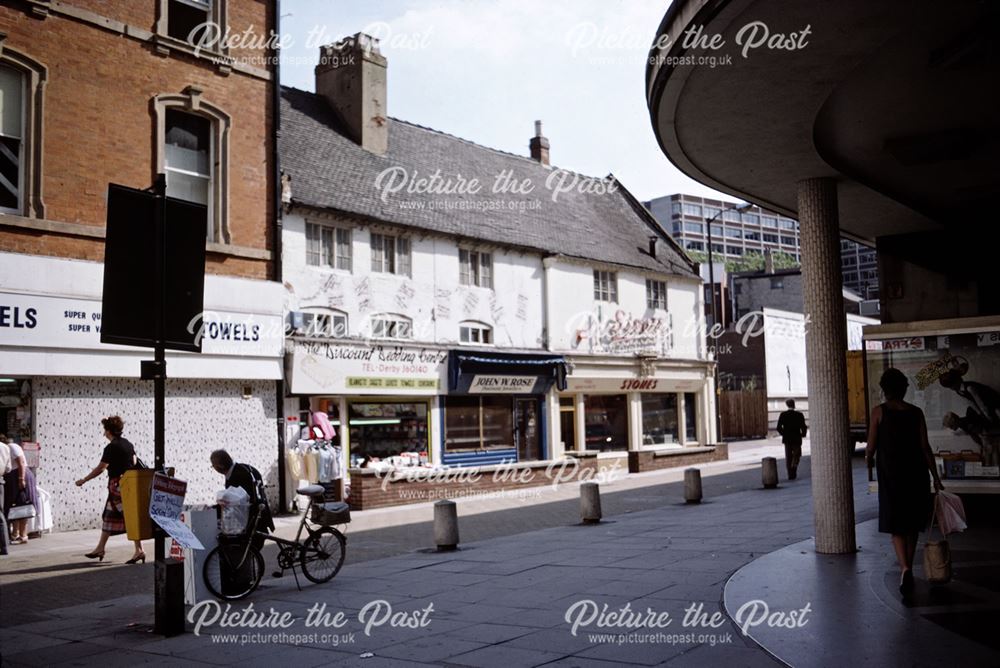 Shops at the bottom of Green Lane