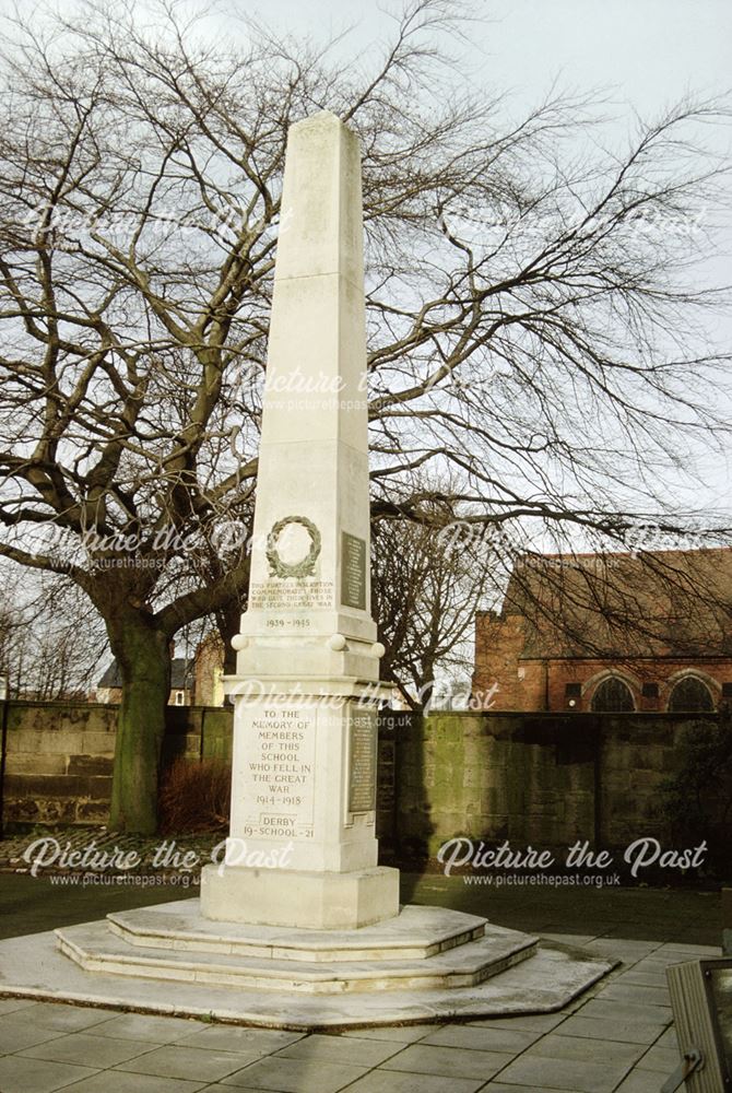 War Memorial, King Street