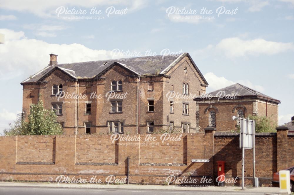 Buildings in St Mary's Wharf