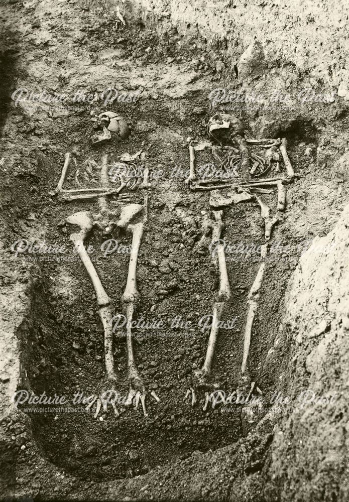 Skeletons found in the Roman Camp