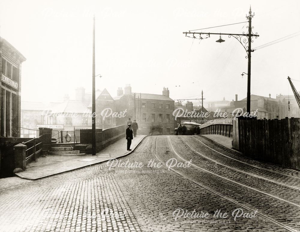 Derwent Street Bridge during reconstruction