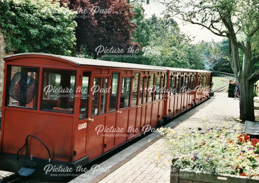 'The Markeaton Lady', Markeaton Park, Derby