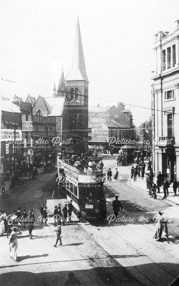 Tram on Victoria Street