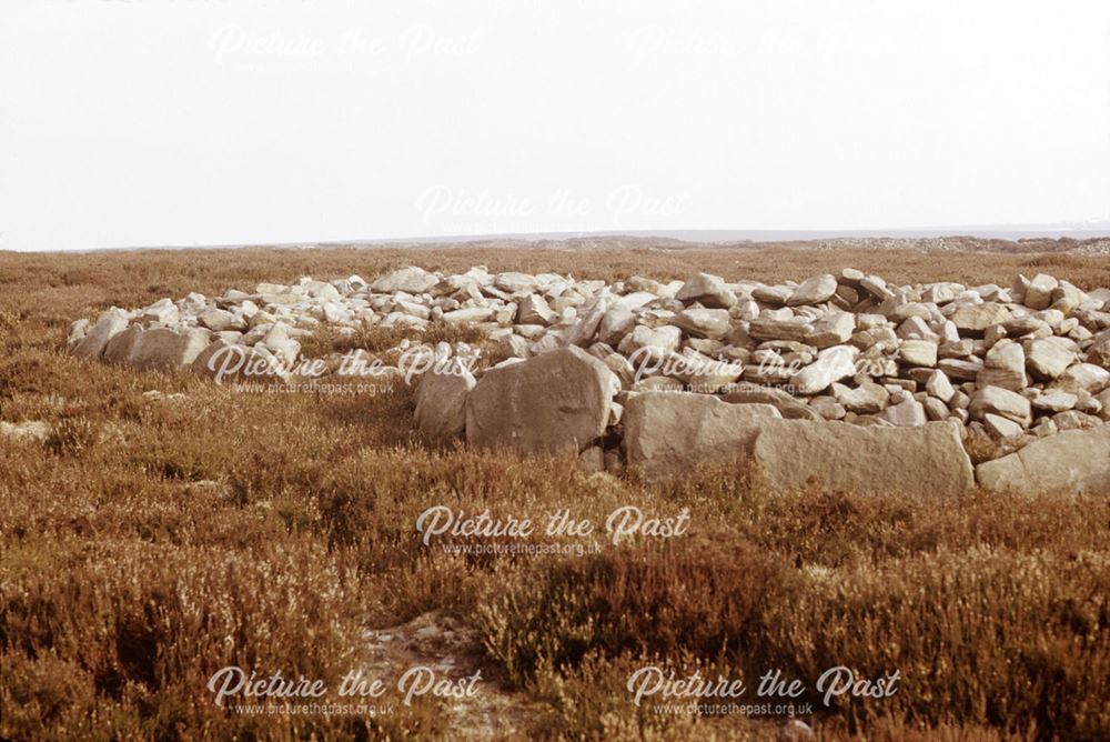 Triple Cairn, Ravens Tor