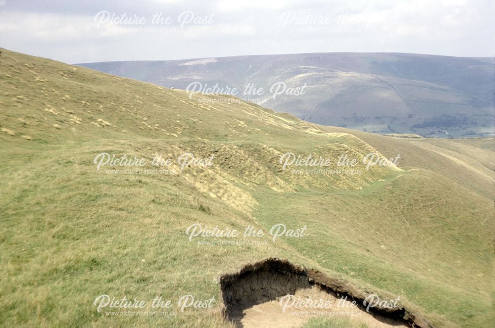 Mam Tor Iron Age Hill Fort, east wall