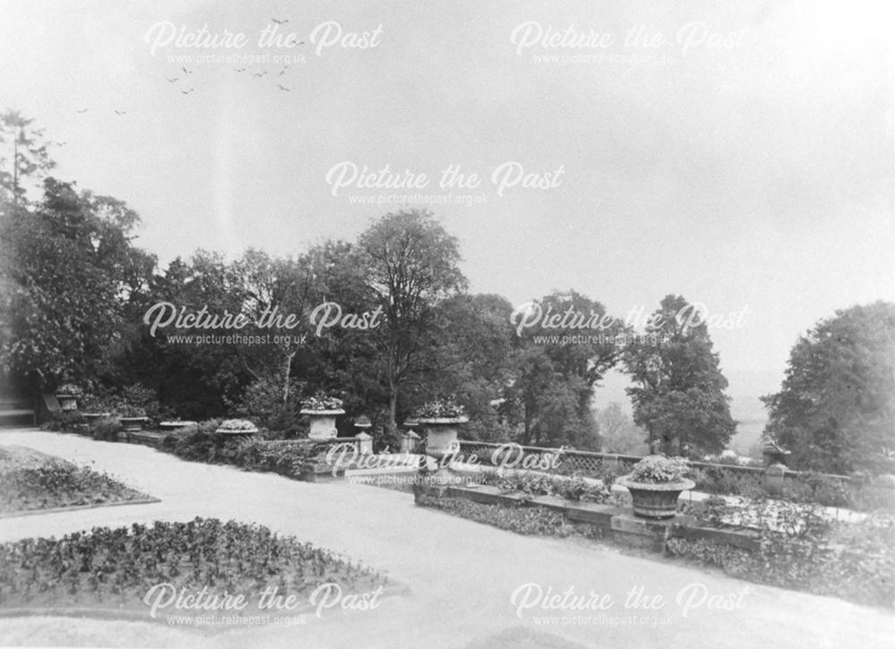 Derwent Bank, The terrace in front of the house