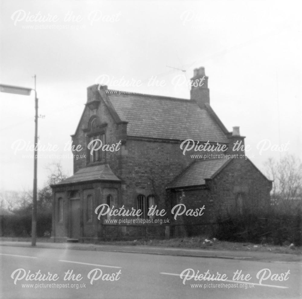 The Toll House, London Road