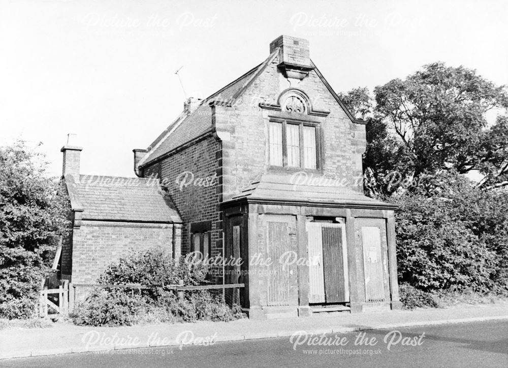 The Toll House, London Road