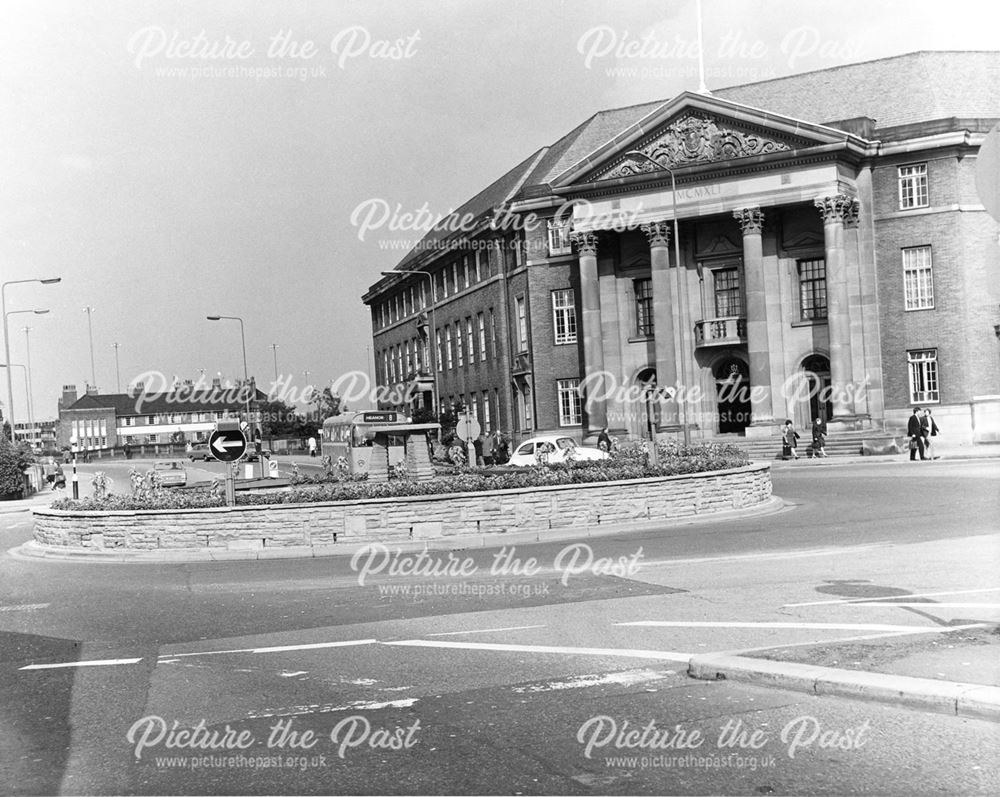 The Council House and Derwent Street, towards Exeter Bridge.