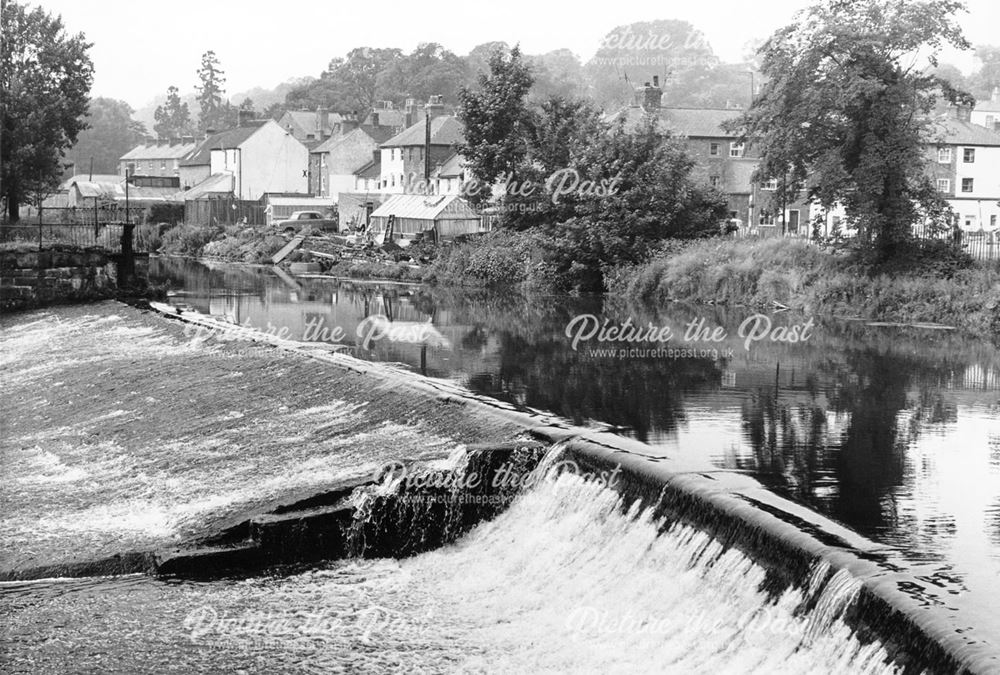 Darley Street from the Toll Bridge