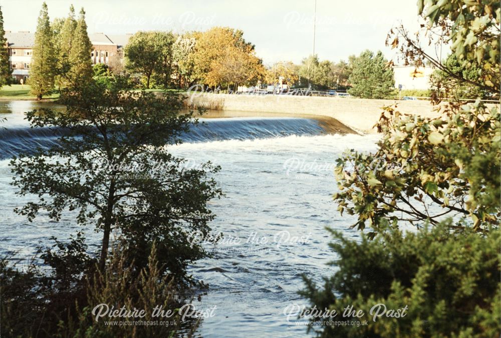 River Gardens -weir