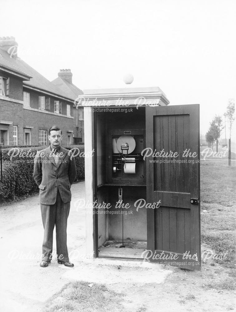 A 'Lea Recorder' box, Harvey Road, Derby, c 1940s