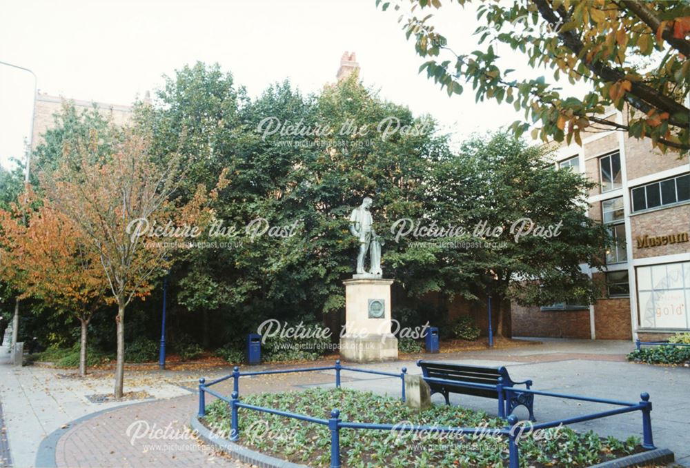 Museum Square -statue of Michael Thomas Bass