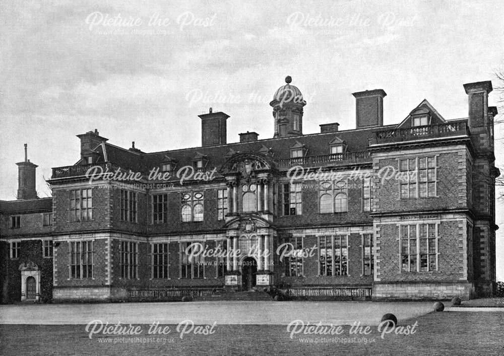 Frontage of Sudbury Hall