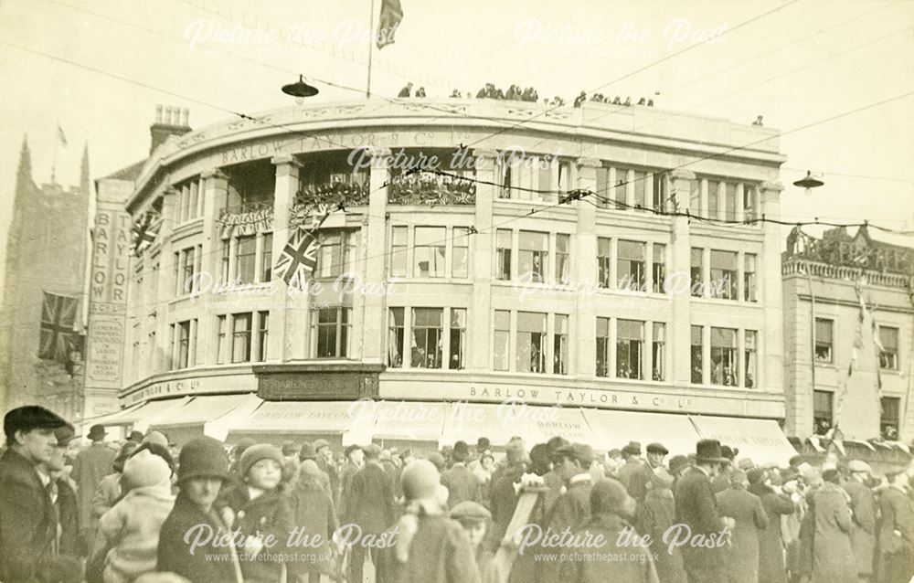 Crowds during the Royal Visit of Edward, Prince of Wales, to Derby