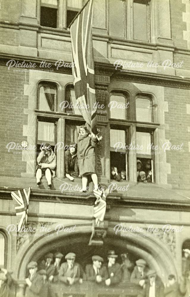 Crowds during the Royal Visit of Edward, Prince of Wales, to Derby