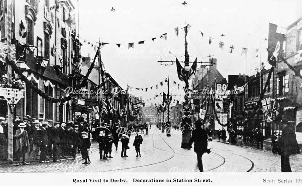 Crowds and troops await the arrival of King Edward VII in Midland Road