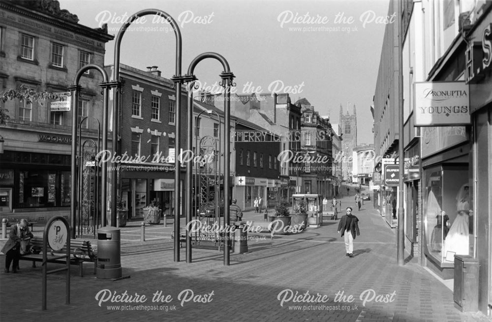 Cornmarket, looking towards Irongate