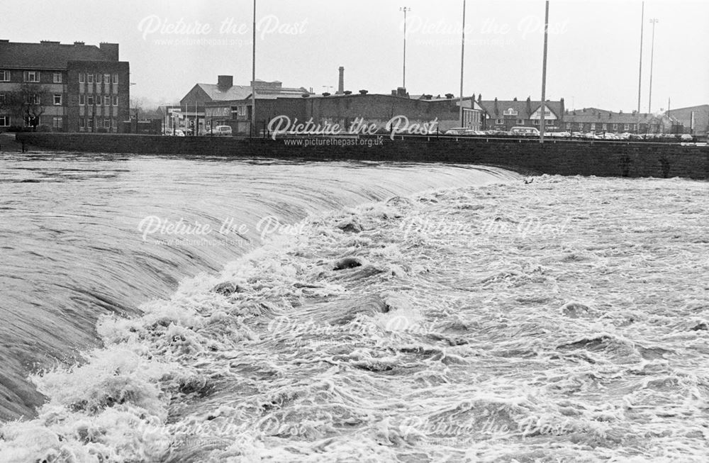 Weir, River Derwent