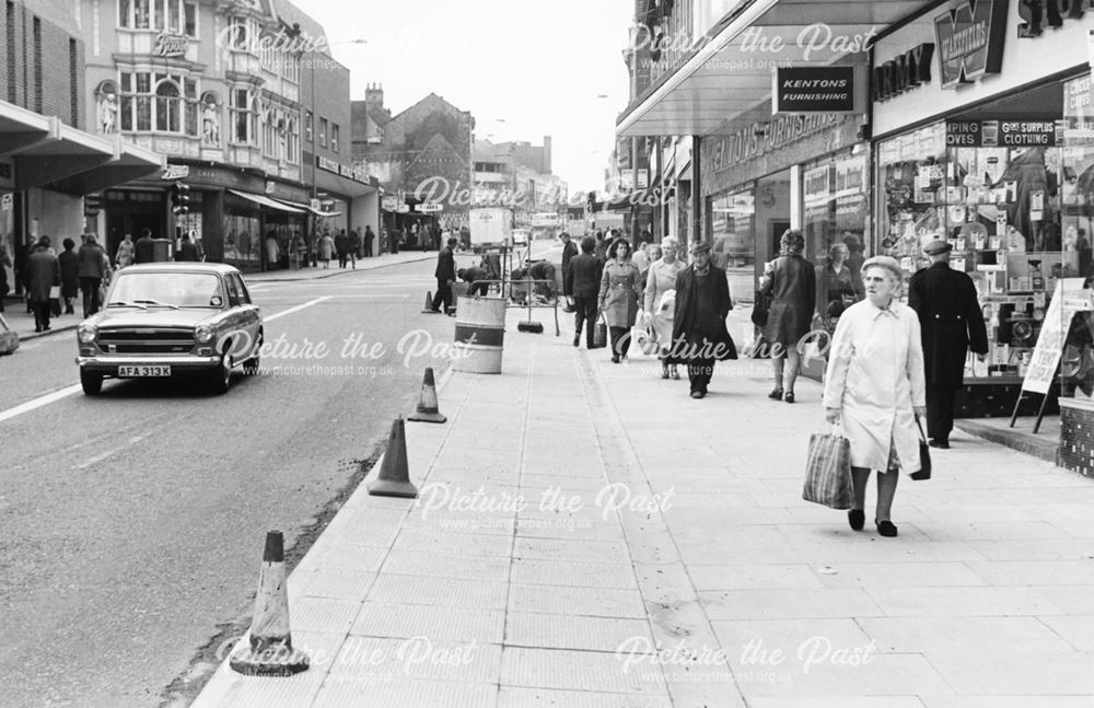 Pavement widening, St Peter's Street