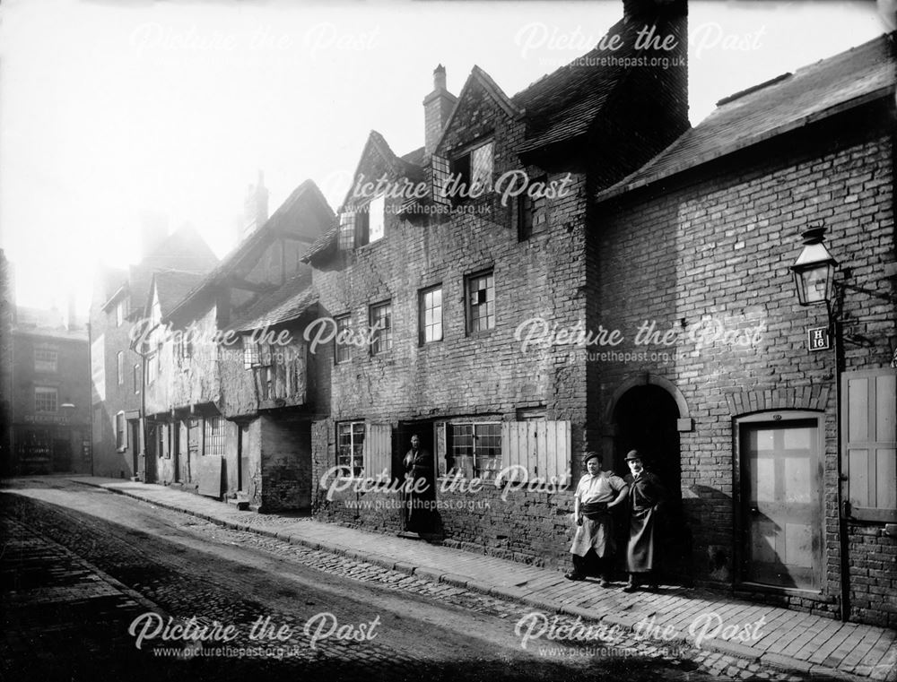 Houses in St Michael's Lane