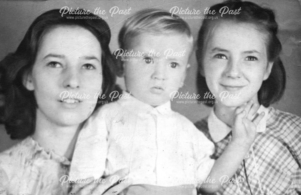 Shirley, John and Margaret Hitchcock, Derby, c 1950