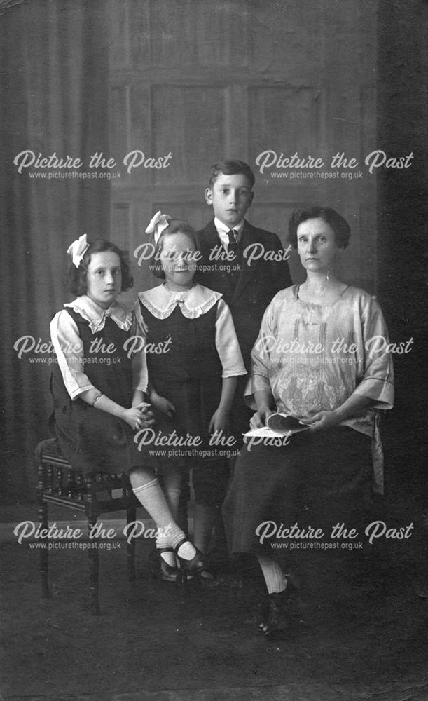 Annie Jackson with her children Jack, Dorothy and Elsie, Kilburn, 1925