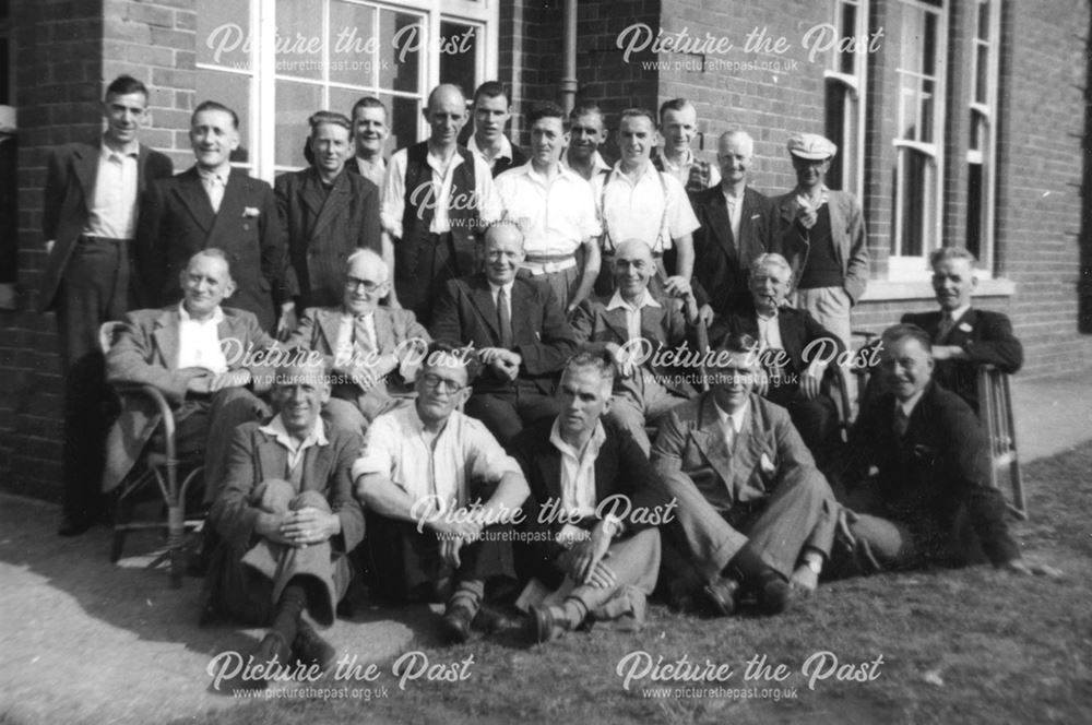 Group Photo, Shelton Lock, Derby, c 1930