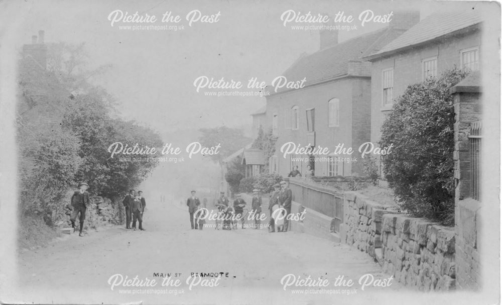 Town Street and The White Lion public house, Bramcote