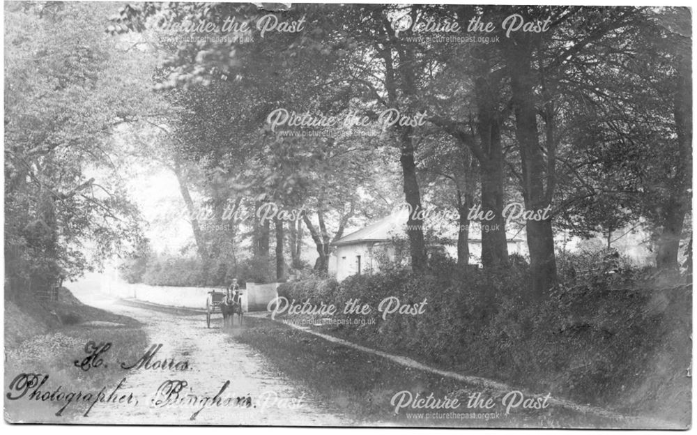 Lodge of the Manor and the Manor entrance, Kneeton Road, East Bridgford