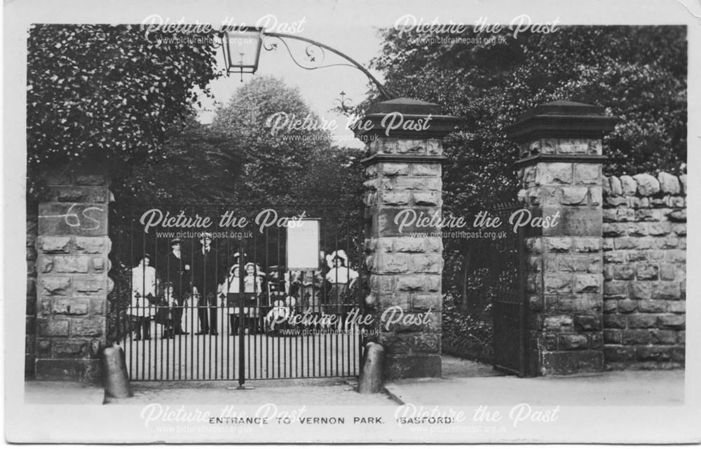 Entrance To Vernon Park (Basford)