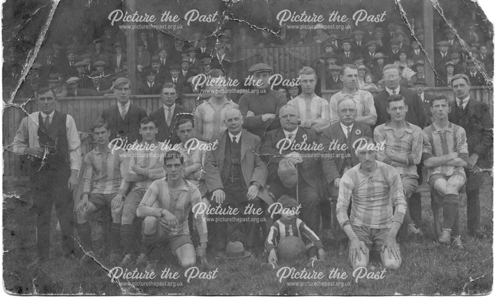 Football Team and crowd, probably Alfreton Town