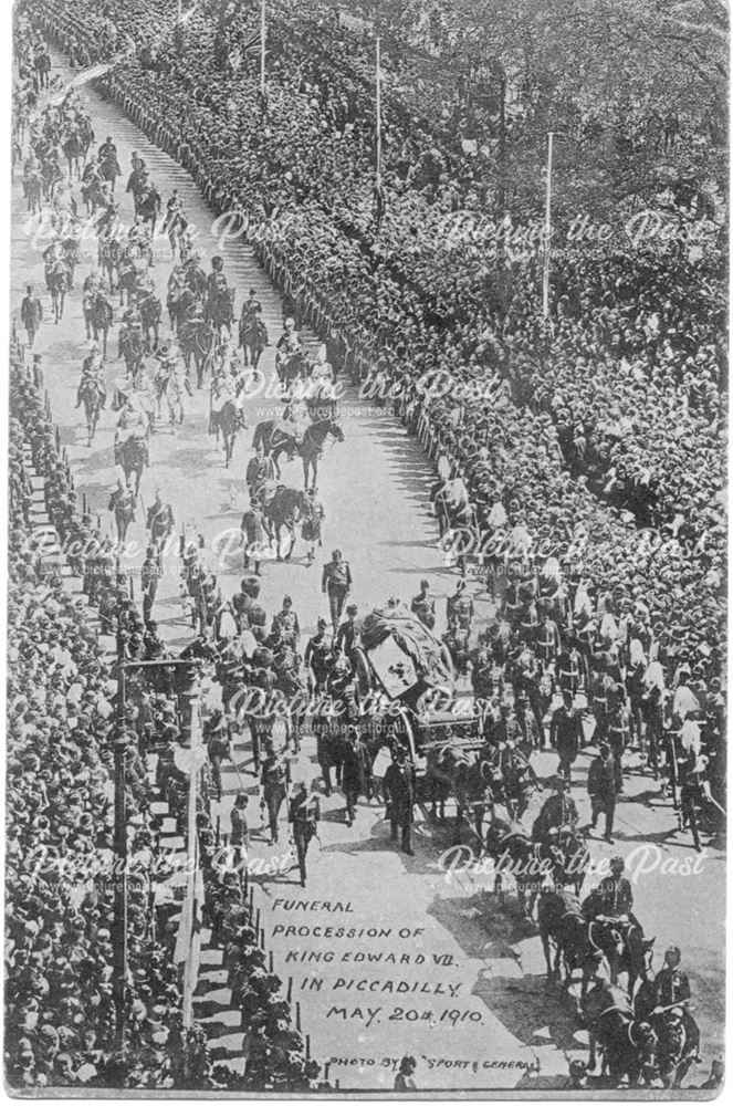 Funeral procession of King Edward VII in Picadilly, London, 1910