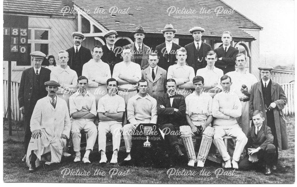 Cricket Team with trophy